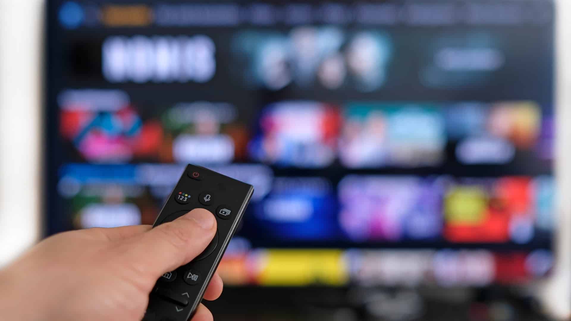 Como integrar a CTV com outros canais de PPC para um loop de crescimento de funil completo