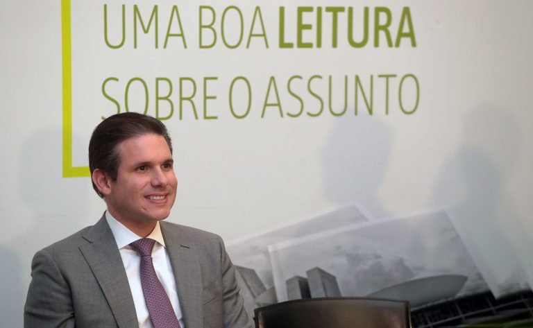 Lançamento da Revista Plenário - Revista Jurídica da Câmara dos Deputados. Presidente da Câmara dos Deputados, Hugo Motta (REPUBLICANOS - PB)