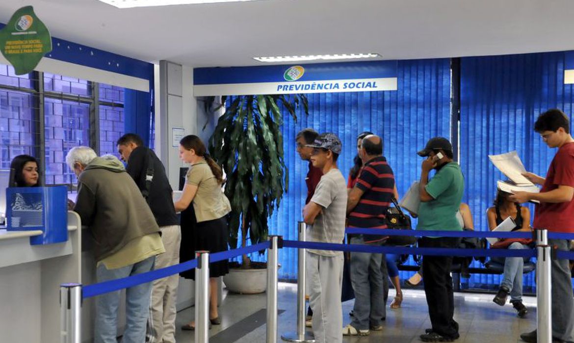 Vítima de fraude do INSS? Saiba como pedir res...