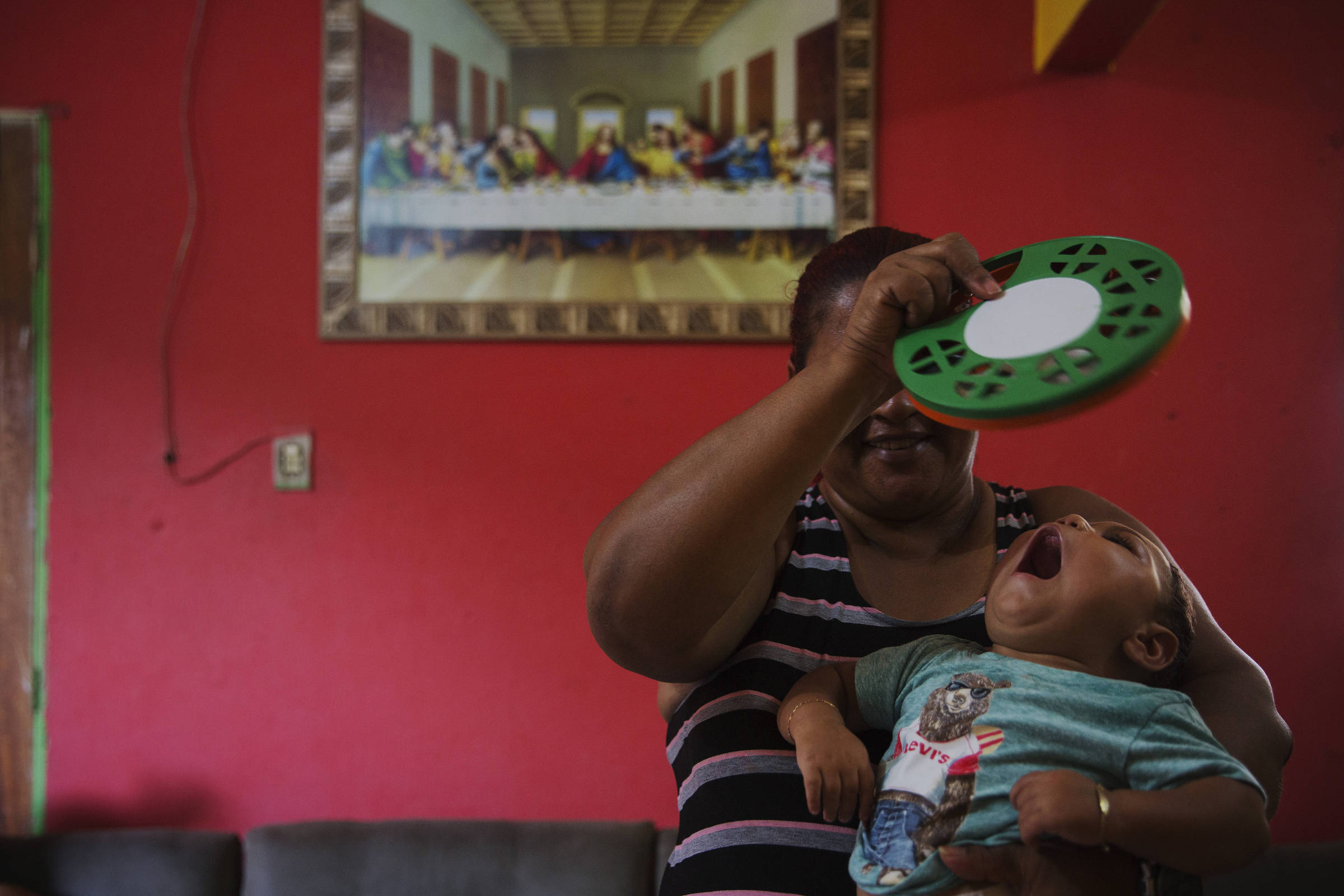 Zika: Congresso retoma pensão a crianças com microcefalia - 17/06/2025 - Equilíbrio e Saúde