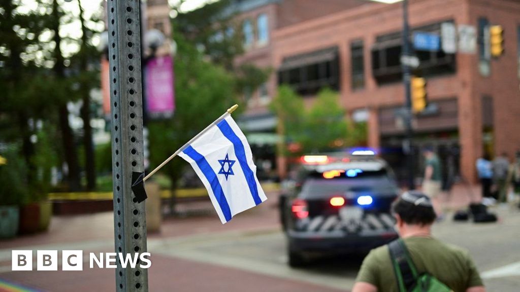 Oito feridos no shopping Boulder como suspeito grita 'Palestina livre'