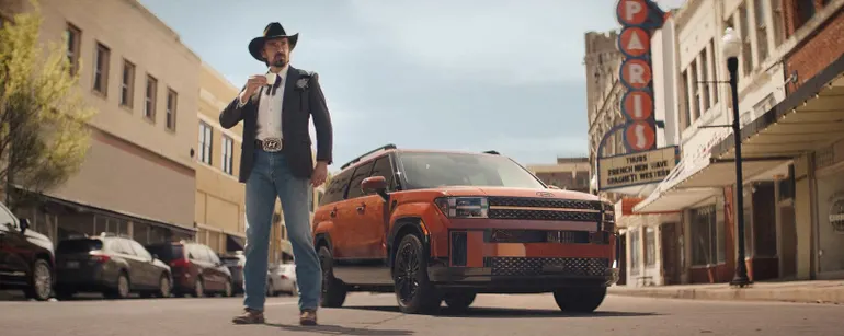 Hyundai lança híbridos como 'o melhor dos dois mundos' em Paris, Texas