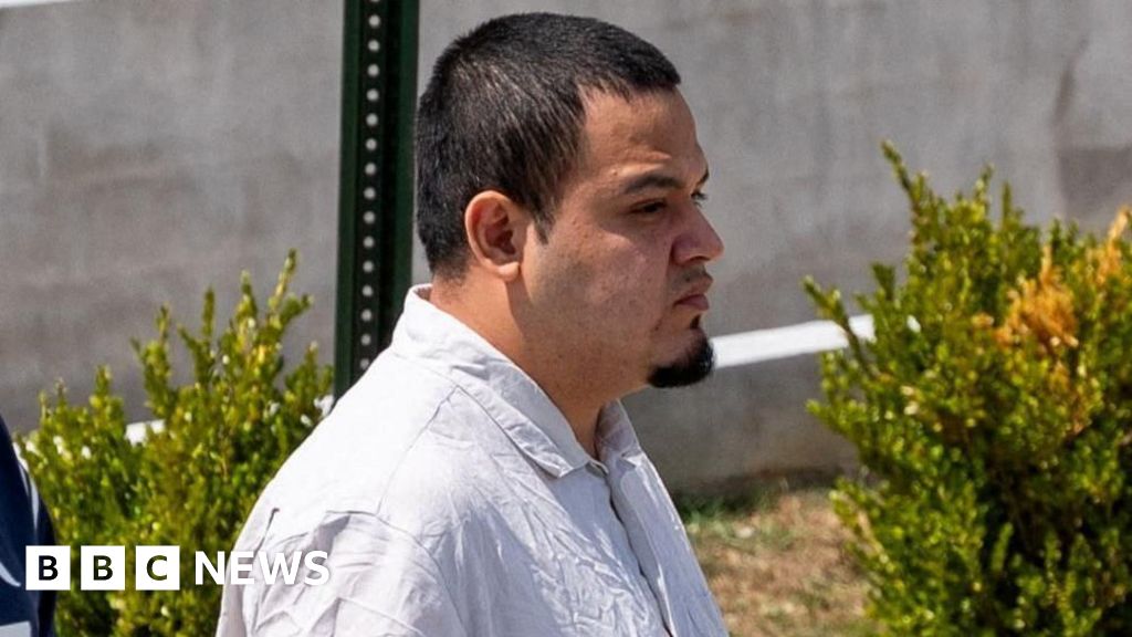 O governo dos EUA quer deportar Kilmar Ábrego García para Uganda