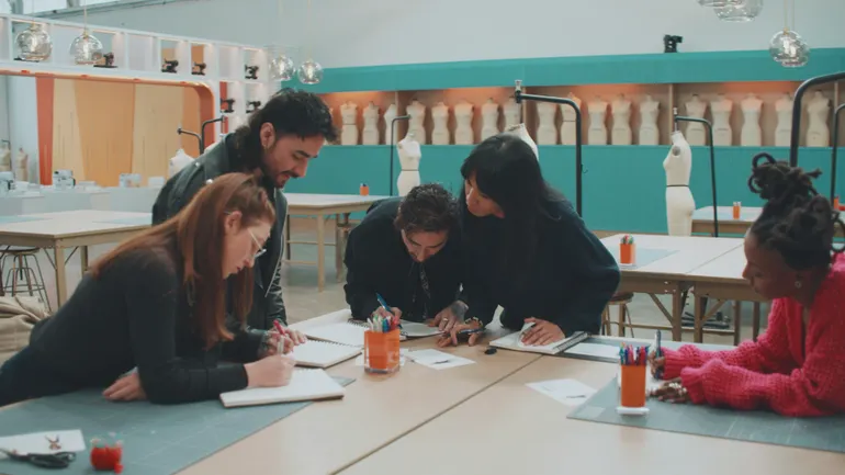 Disney elogia os empates da marca, alcance de várias plataformas para 'Project Runway'