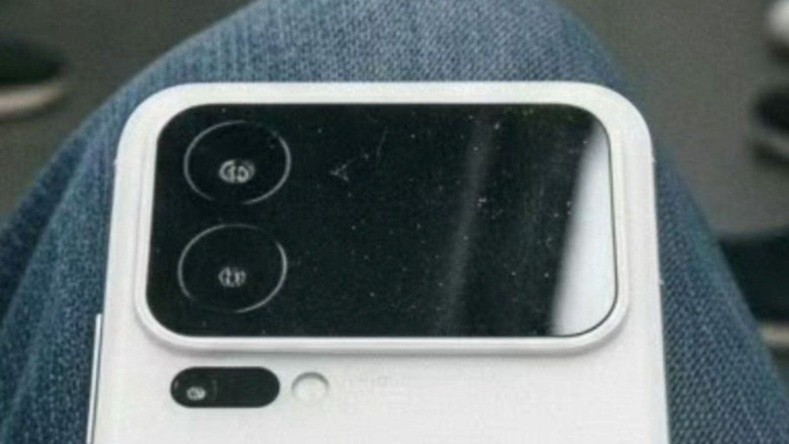 Xiaomi 16 será chamado de Xiaomi 17 e pode ter tela traseira