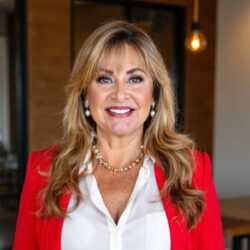 Picture of Elaine Martins