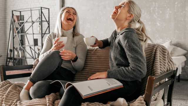 Reduz o estresse, melhora a saúde do coração e é de graça; sabe o que é?