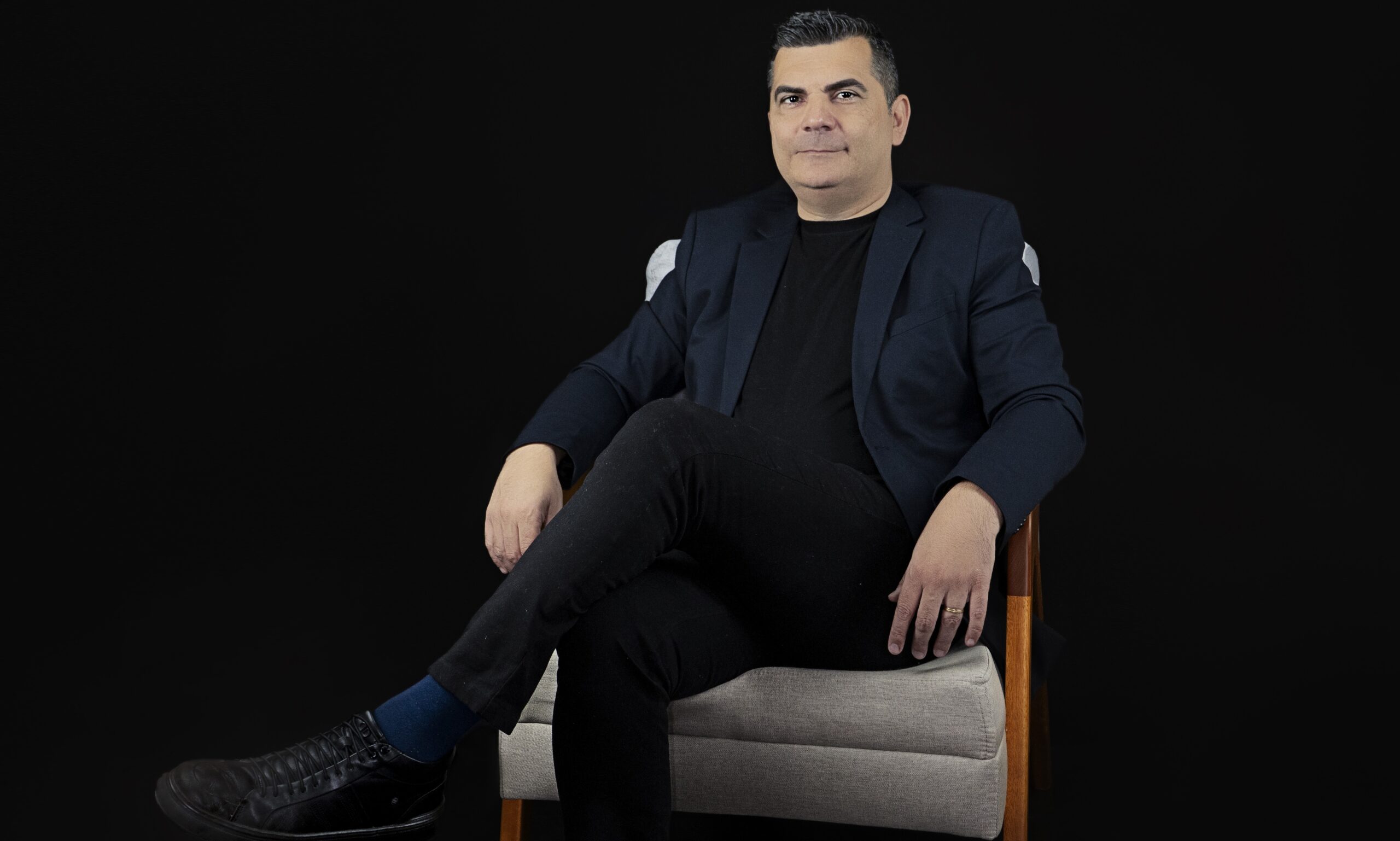 Durante muito tempo, o preço foi tratado nas empresas como apenas mais um número na equação comercial. Muitos negócios ainda definem seus preços olhando principalmente para o custo do produto, para o valor praticado pelos concorrentes ou para a necessidade de fechar uma venda naquele momento.