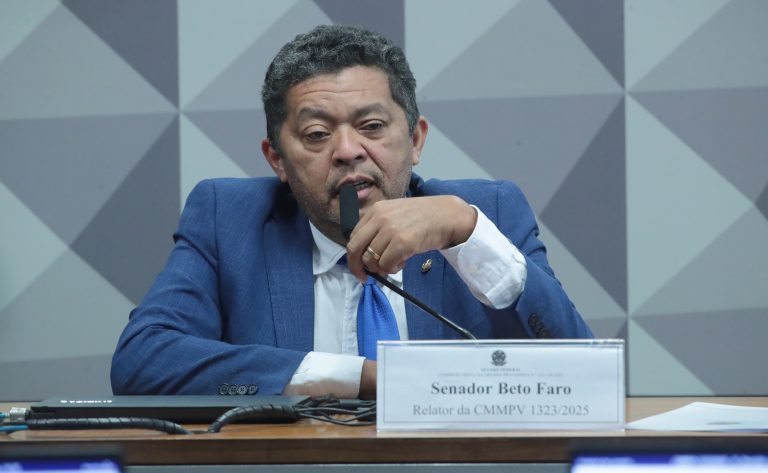 Reunião deliberativa. Senador, Beto Faro (PT - PA)