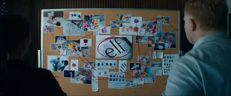 Elf promove beleza acessível com falso documentário inspirado no crime