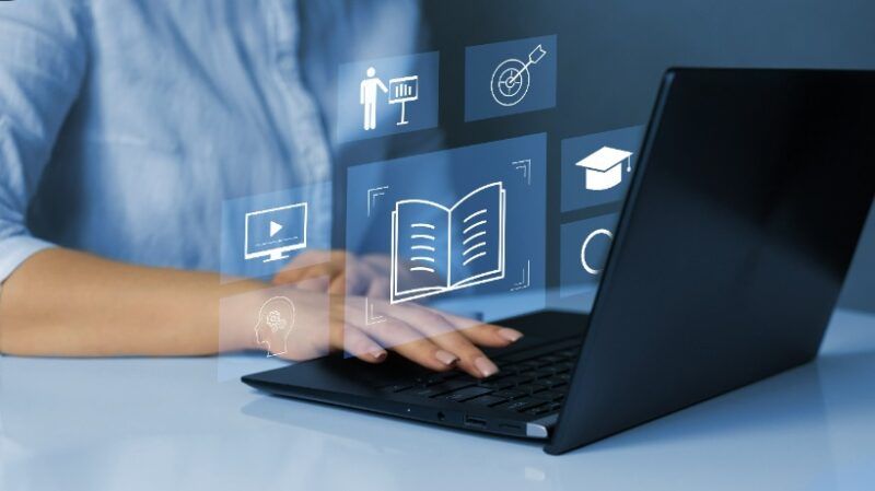 Cursos online que ensinam: um novo jogo