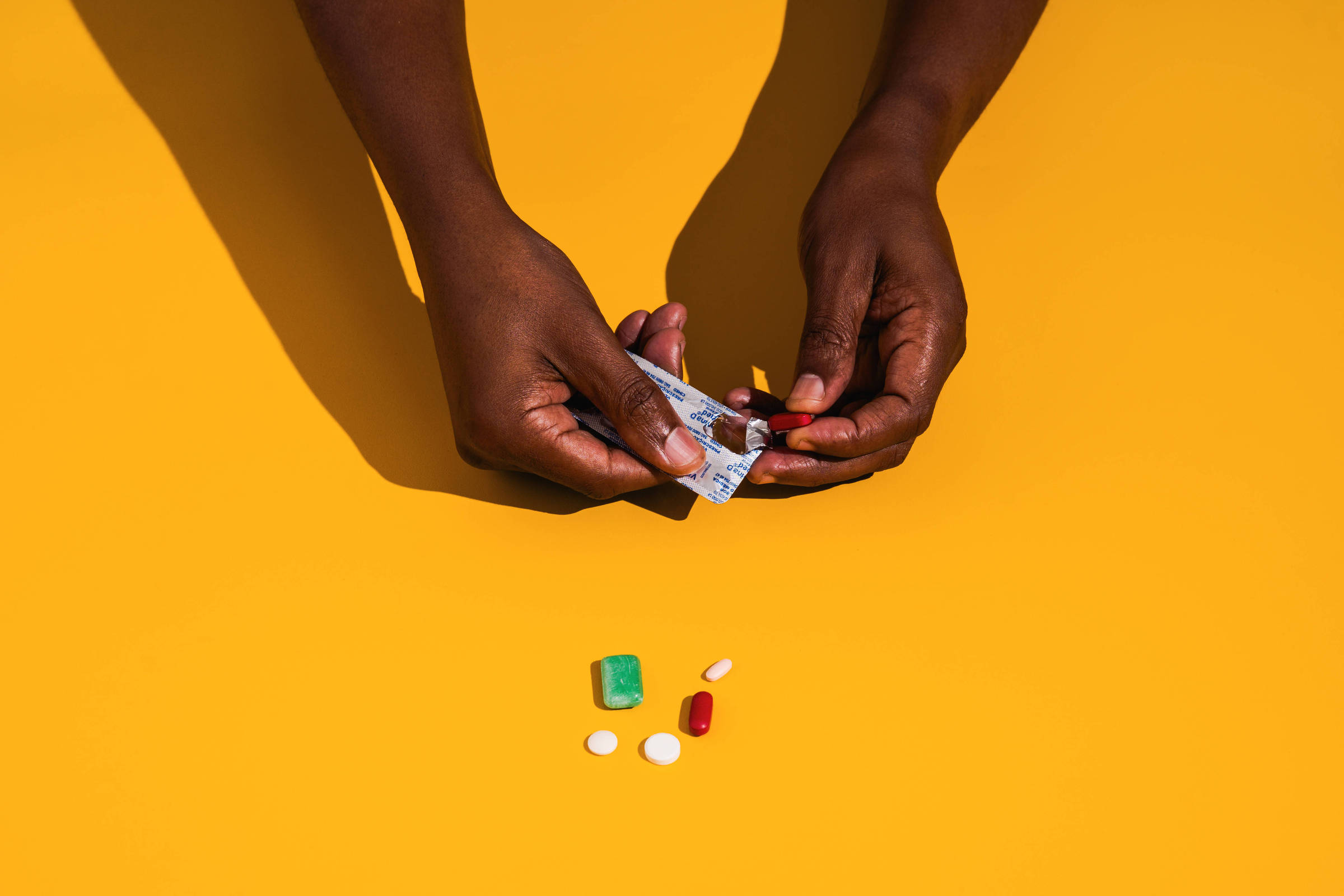 69% temem adquirir medicamentos falsificados na internet - 19/08/2026 - Equilíbrio e Saúde