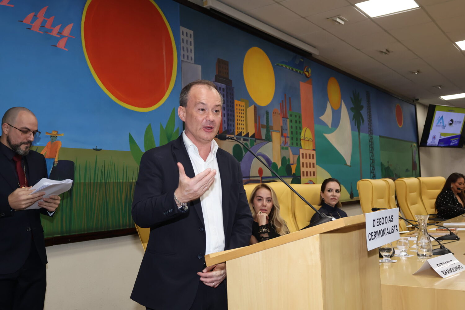 Luciano Peres durante a celebração dos 25 anos da Jethro International na Câmara Municipal de São Paulo.