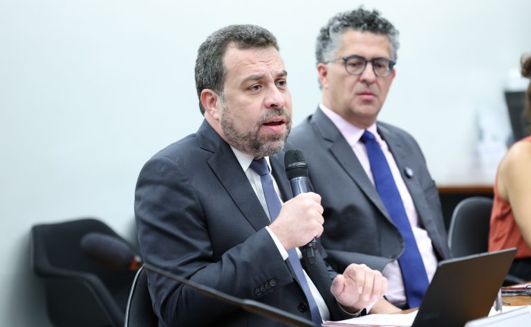 Projeto obriga detalhar composição do preço dos combustíveis na nota fiscal